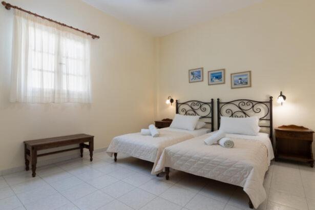 Sardis Rooms Aliki  외부 사진